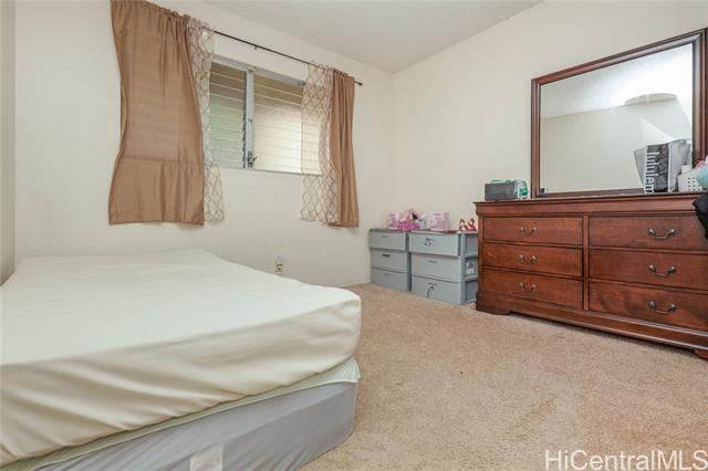 98-1369 Koaheahe Place, #9/80, Pearl City, HI 96782