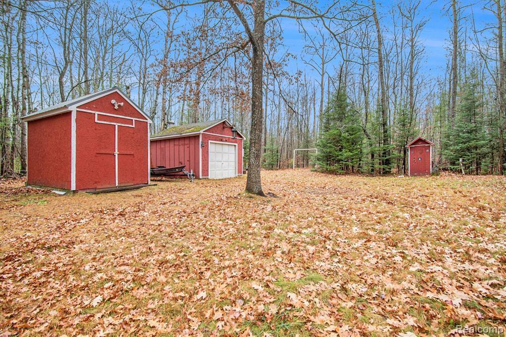 351 Oak Lake Road, Elmer Township, MI 48647