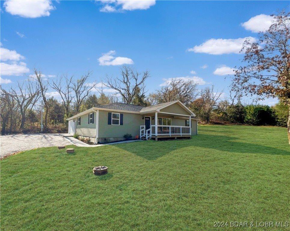 326 State Rd W, Macks Creek, MO 65786