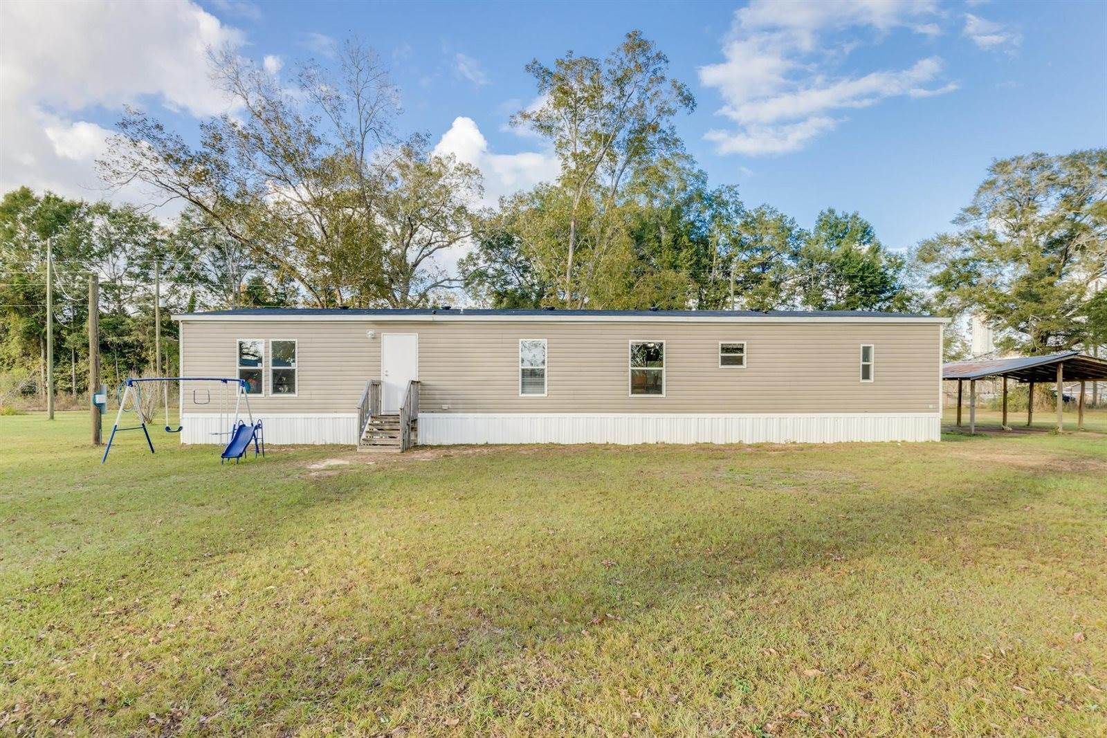 960 State Line Road, DeFuniak Springs, FL 32433