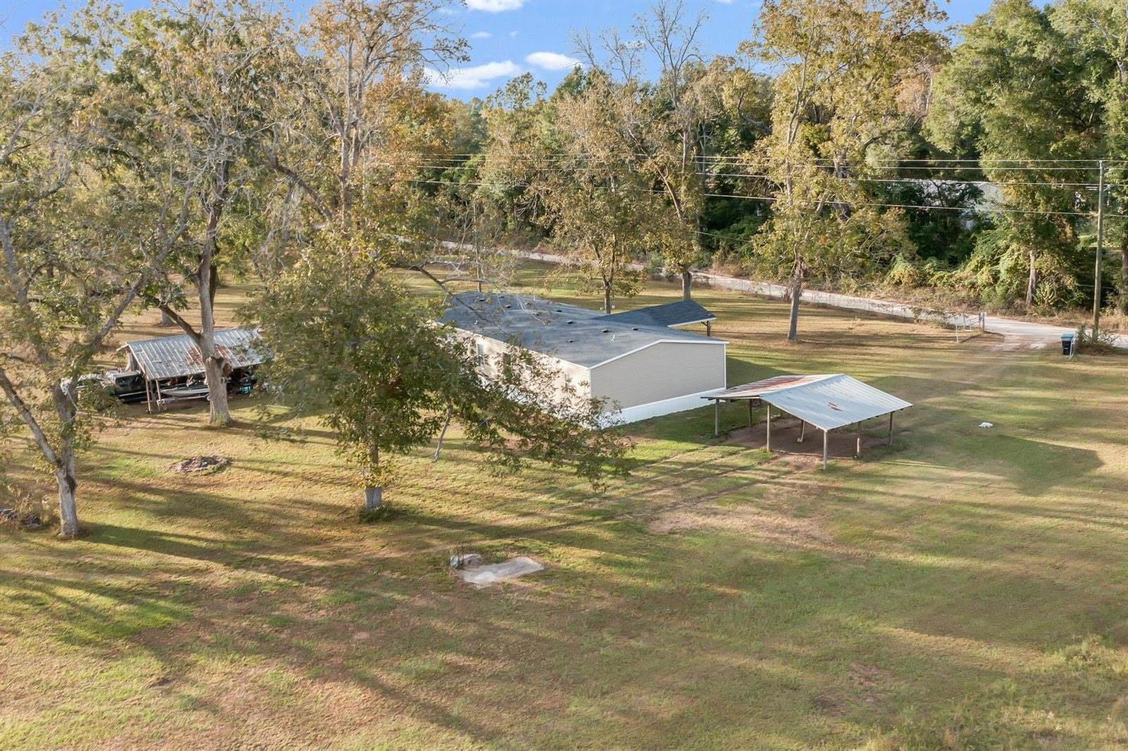 960 State Line Road, DeFuniak Springs, FL 32433