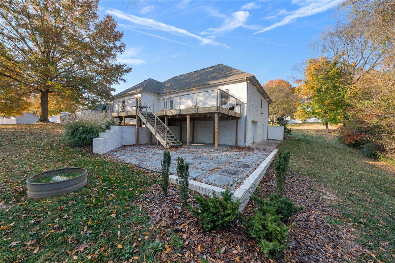 138 Peach Blossom Lane, Bowling Green, KY 42103