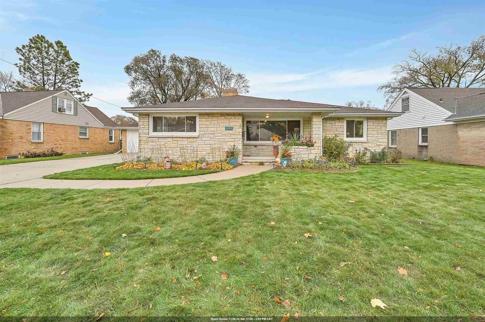 1135 Redwood Drive, Green Bay, WI 54304