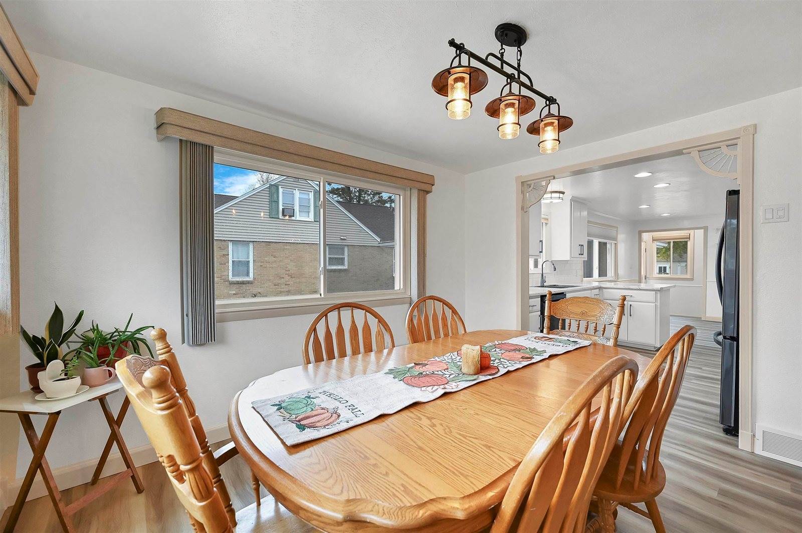 1135 Redwood Drive, Green Bay, WI 54304
