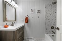 1135 Redwood Drive, Green Bay, WI 54304