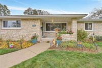 1135 Redwood Drive, Green Bay, WI 54304