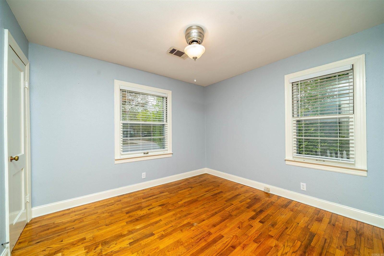 952 Watkins, Conway, AR 72034