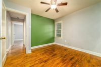 952 Watkins, Conway, AR 72034