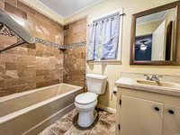 952 Watkins, Conway, AR 72034