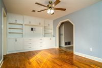 952 Watkins, Conway, AR 72034