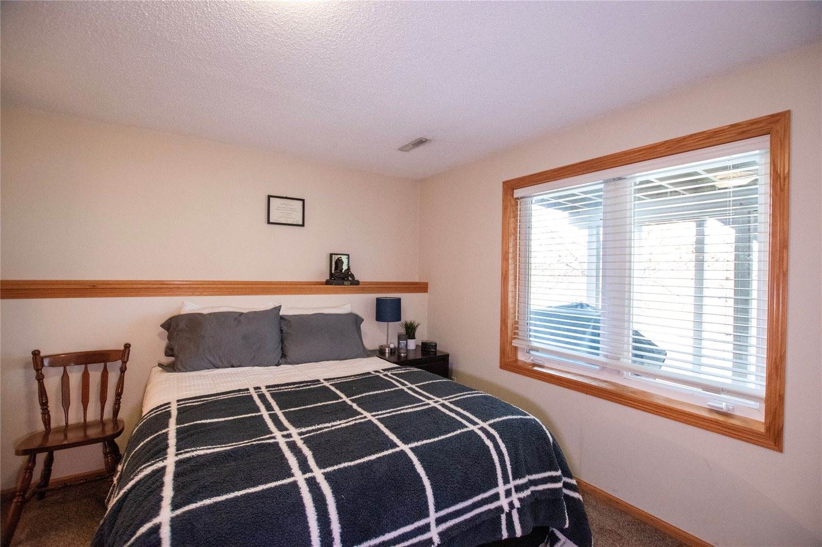 4332 Ashley Park Drive, West Des Moines, IA 50265