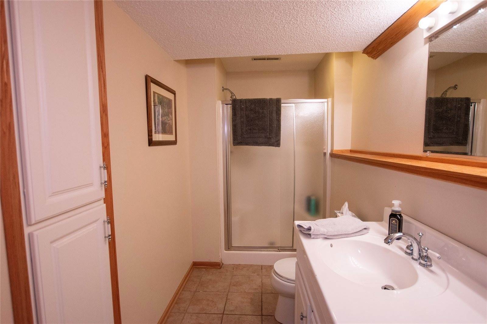 4332 Ashley Park Drive, West Des Moines, IA 50265