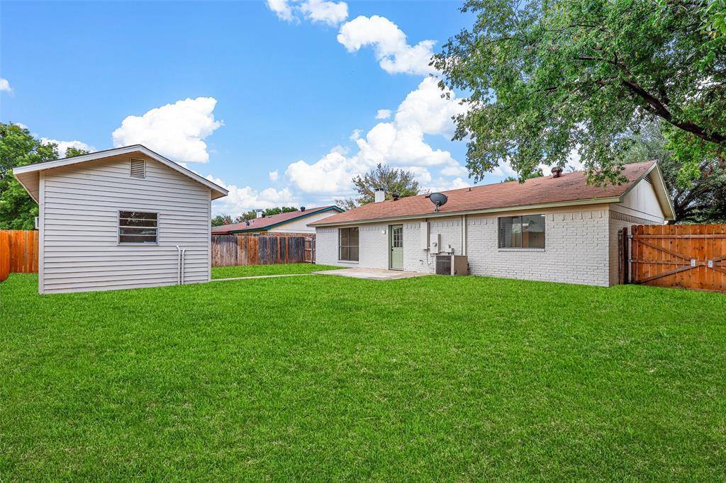 520 Meadow Street, Saginaw, TX 76179