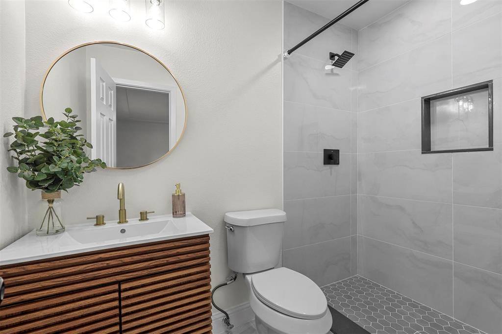 520 Meadow Street, Saginaw, TX 76179