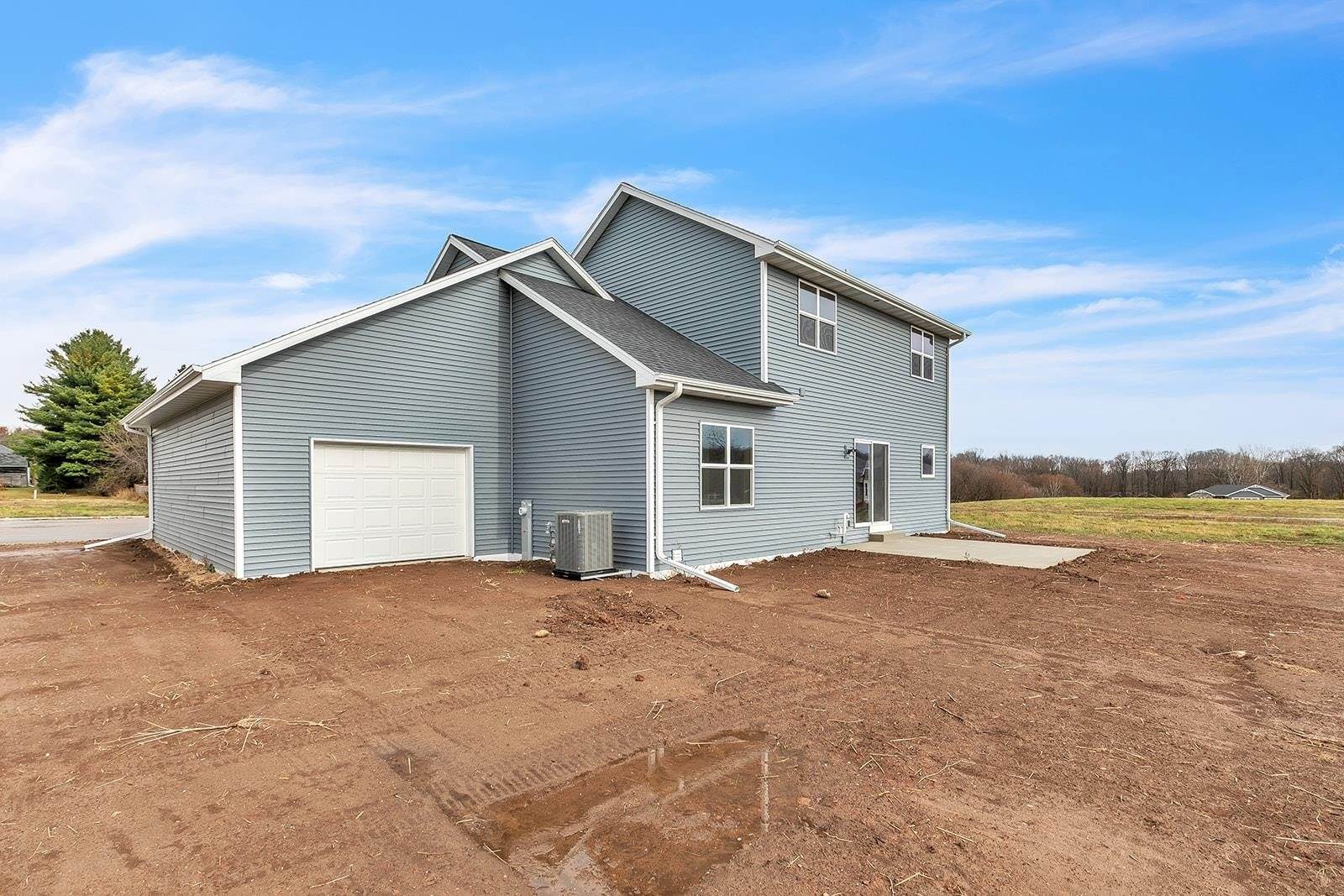 715 Moon Beam Lane, Manitowoc, WI 54220