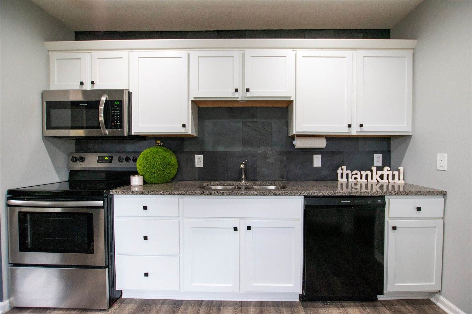 4350 NW 11th Street, Des Moines, IA 50313