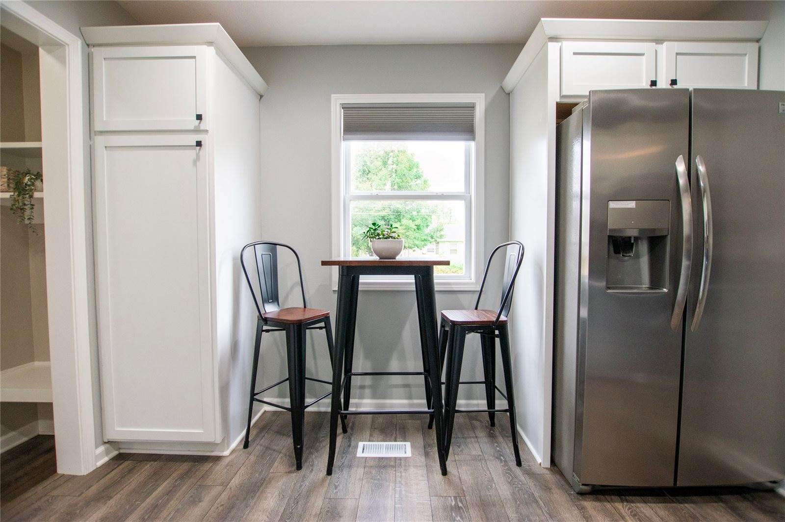 4350 NW 11th Street, Des Moines, IA 50313