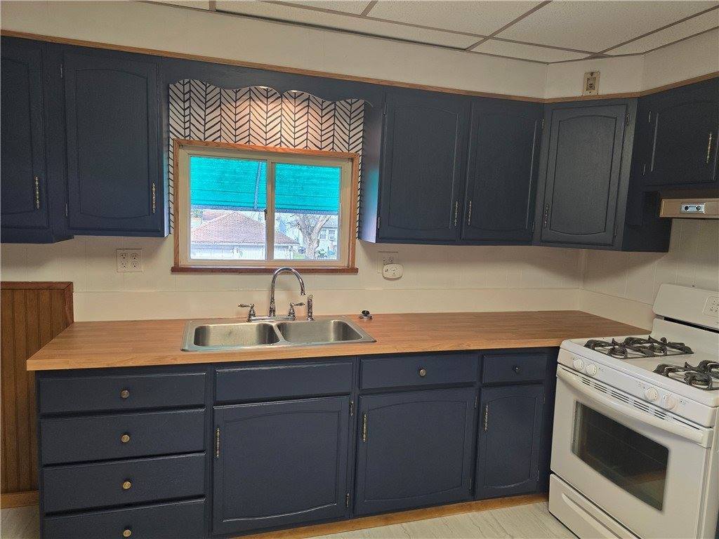 1503 6th Avenue, Ford City Boro, PA 16226