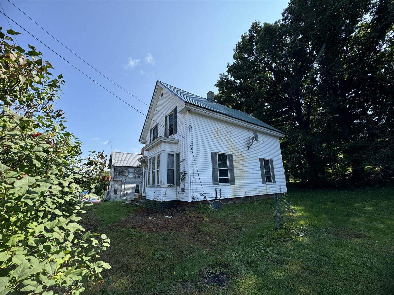 8 School Street, Sangerville, ME 04479