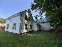 8 School Street, Sangerville, ME 04479