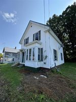 8 School Street, Sangerville, ME 04479