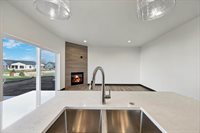 486 Aldon Circle, Green Bay, WI 54304