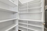 486 Aldon Circle, Green Bay, WI 54304