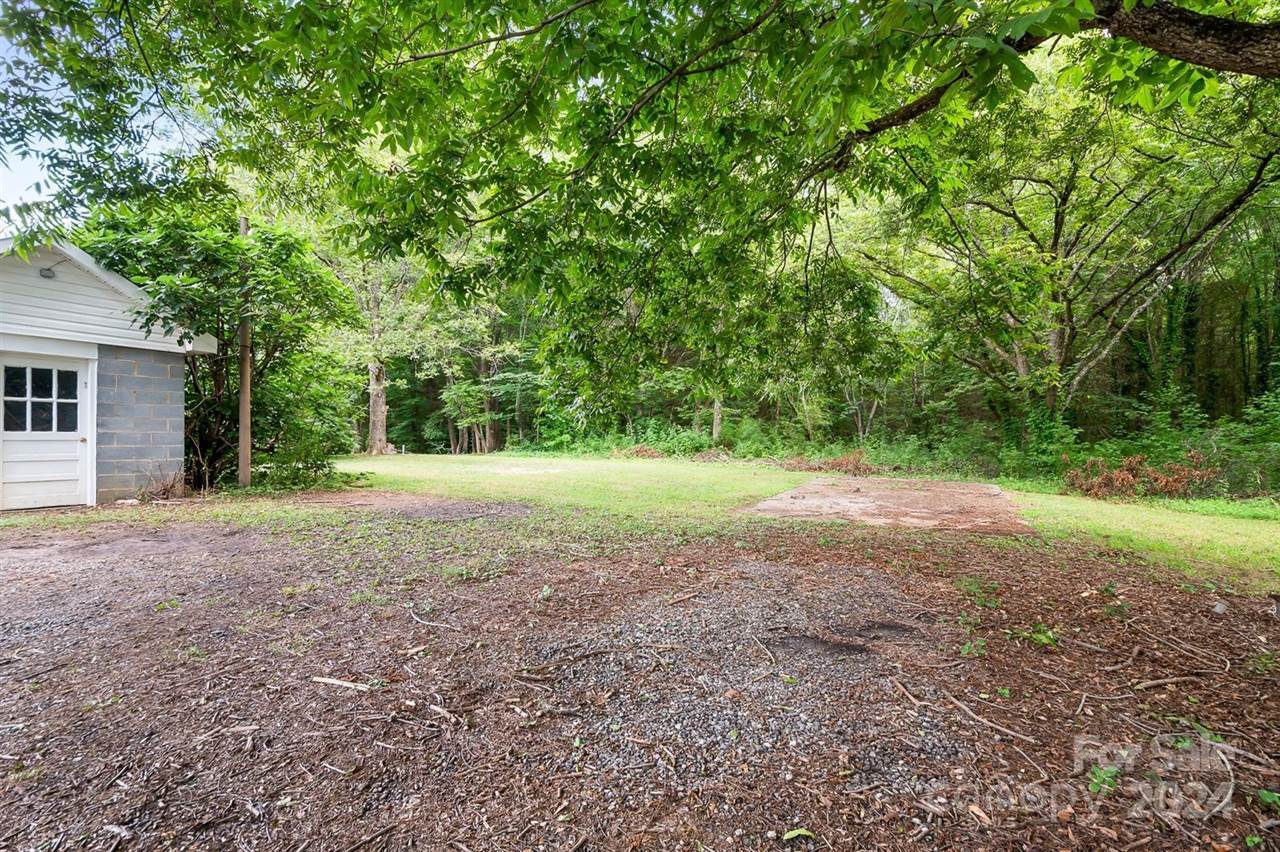 2401 Boy Scout Road, Lincolnton, NC 28092