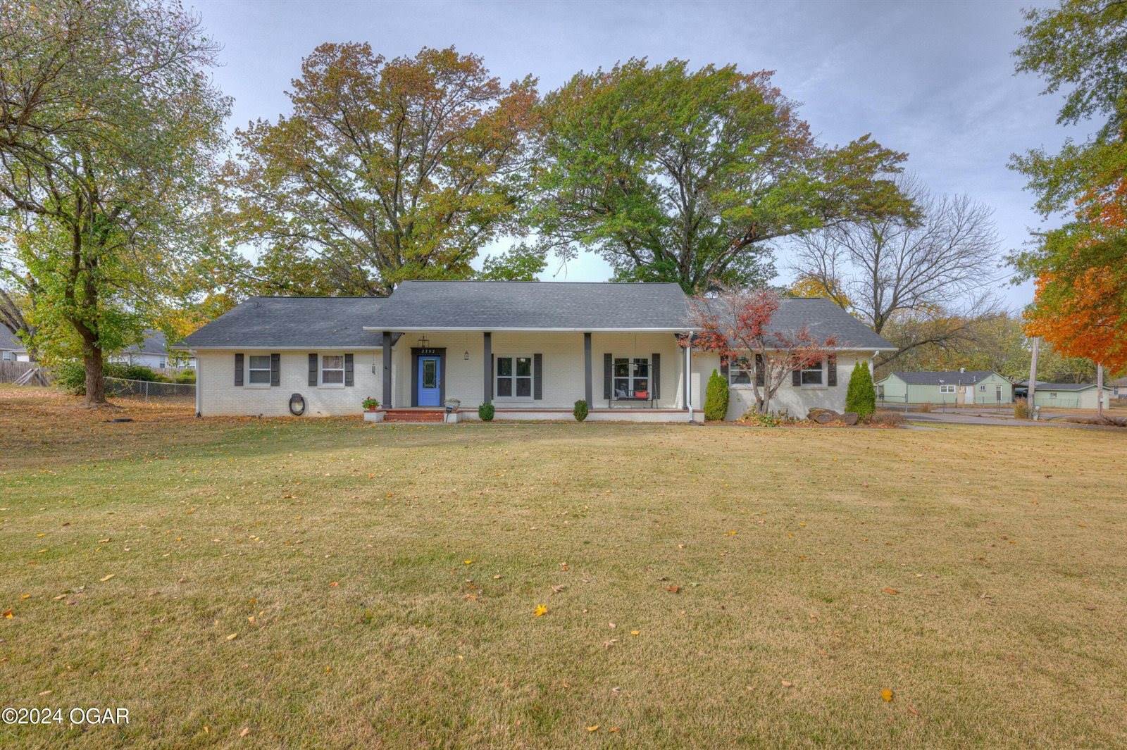 2502 Iron Gates Road, Joplin, MO 64804