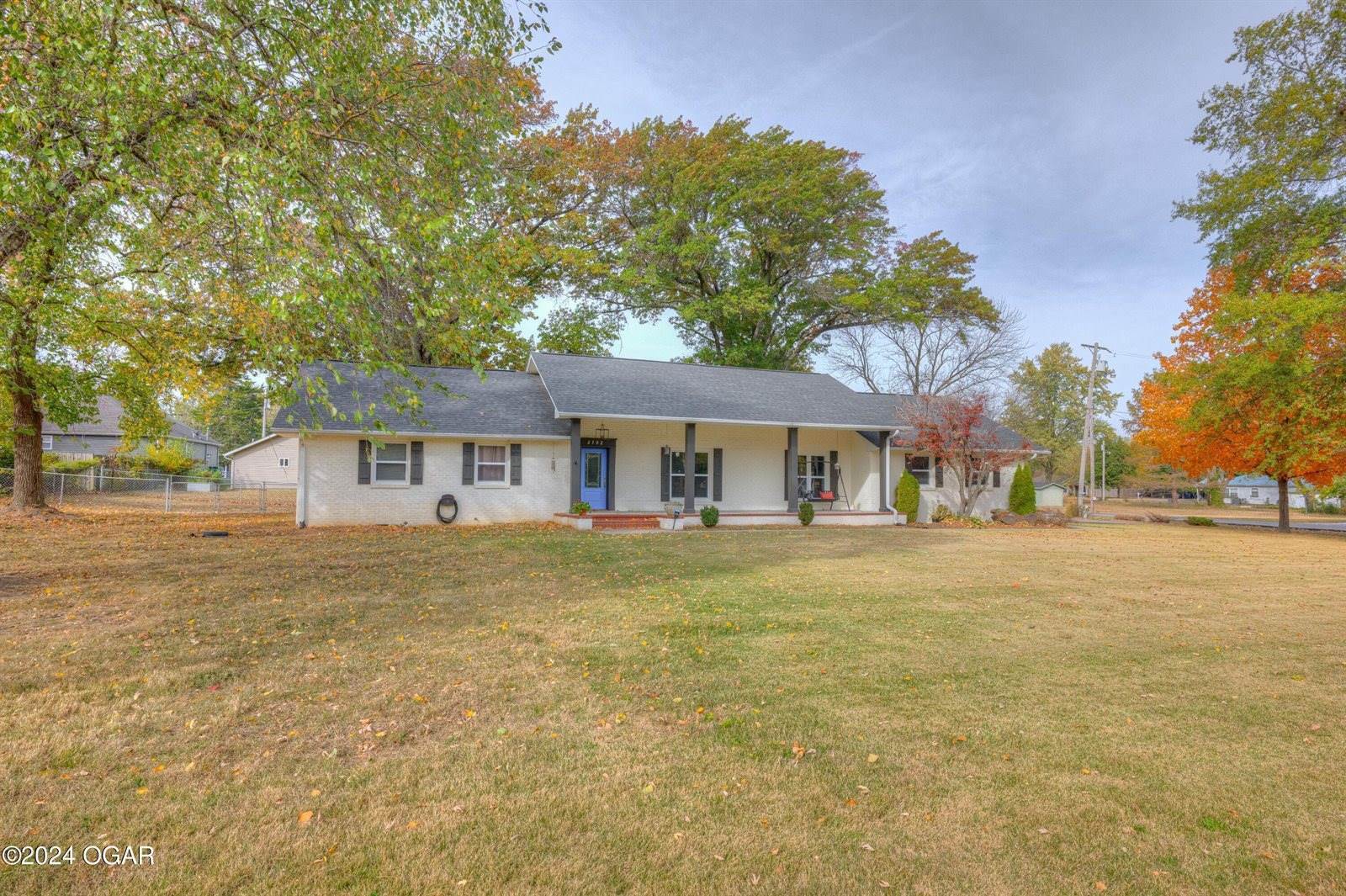 2502 Iron Gates Road, Joplin, MO 64804