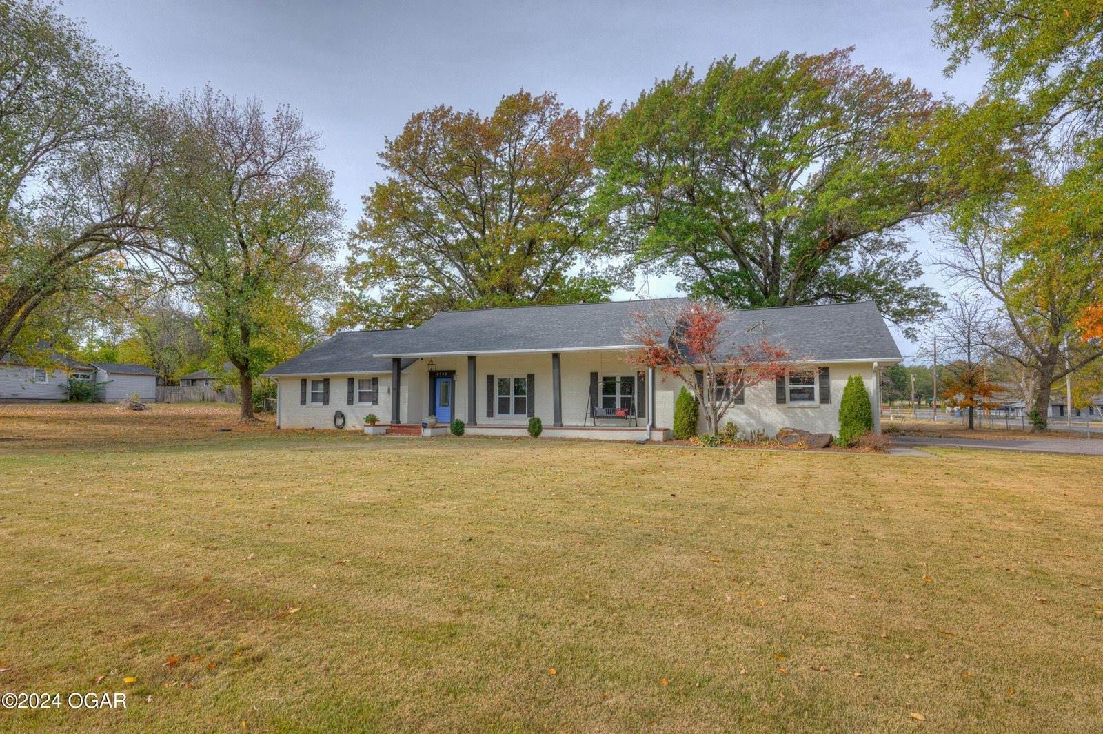 2502 Iron Gates Road, Joplin, MO 64804