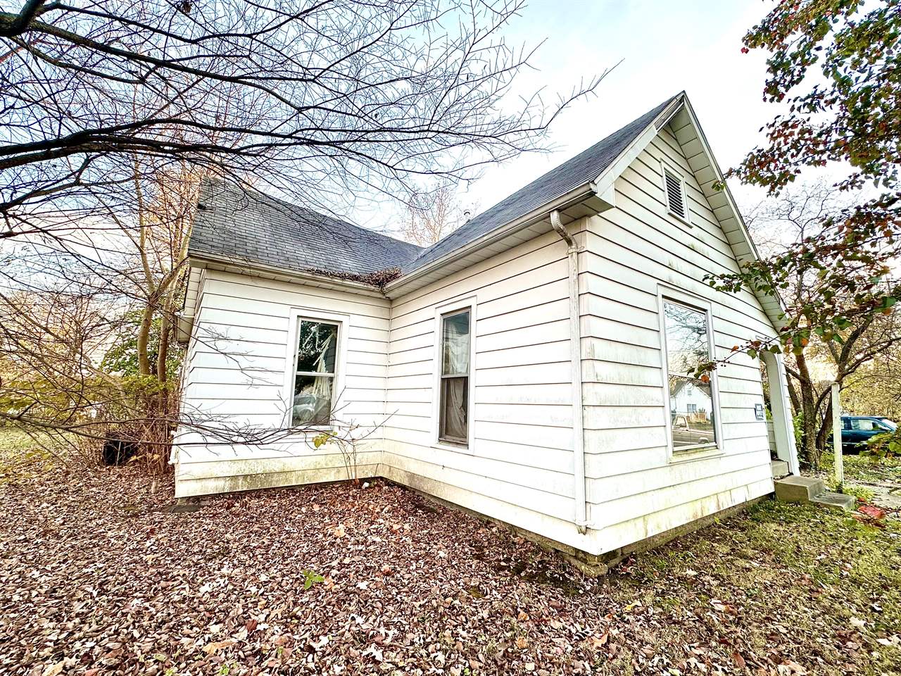 3121 E Linn Ave, Terre Haute, IN 47805