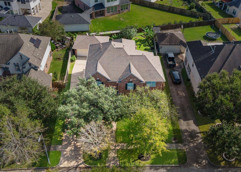 6227 Garden Lakes Lane, Sugar Land, TX 77479