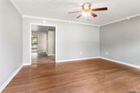 40449 Kathy St, Gonzales, LA 70737