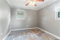40449 Kathy St, Gonzales, LA 70737