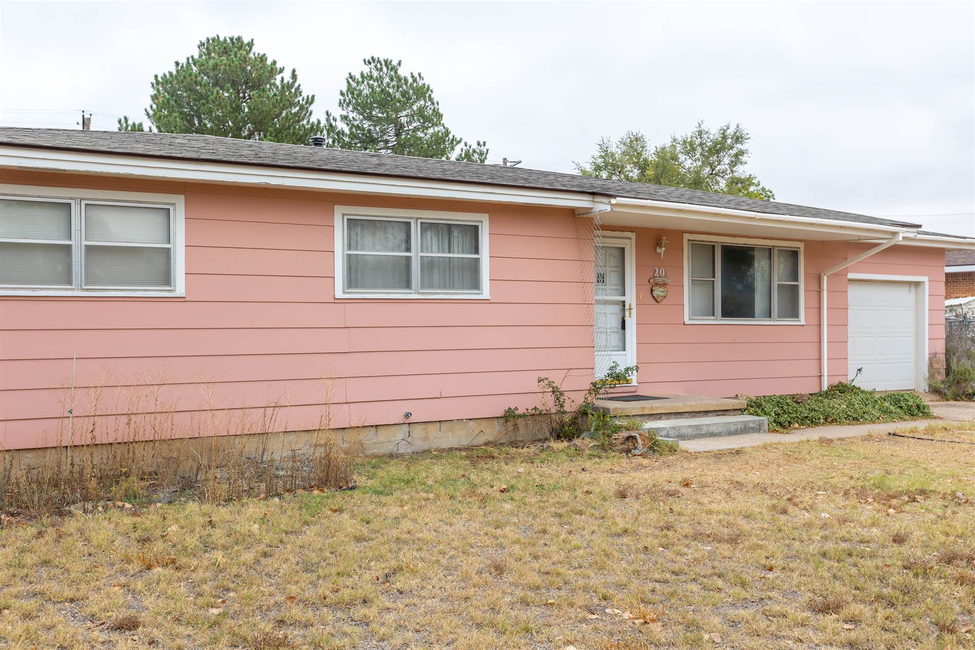 20 Cosmos, Elkhart, KS 67950