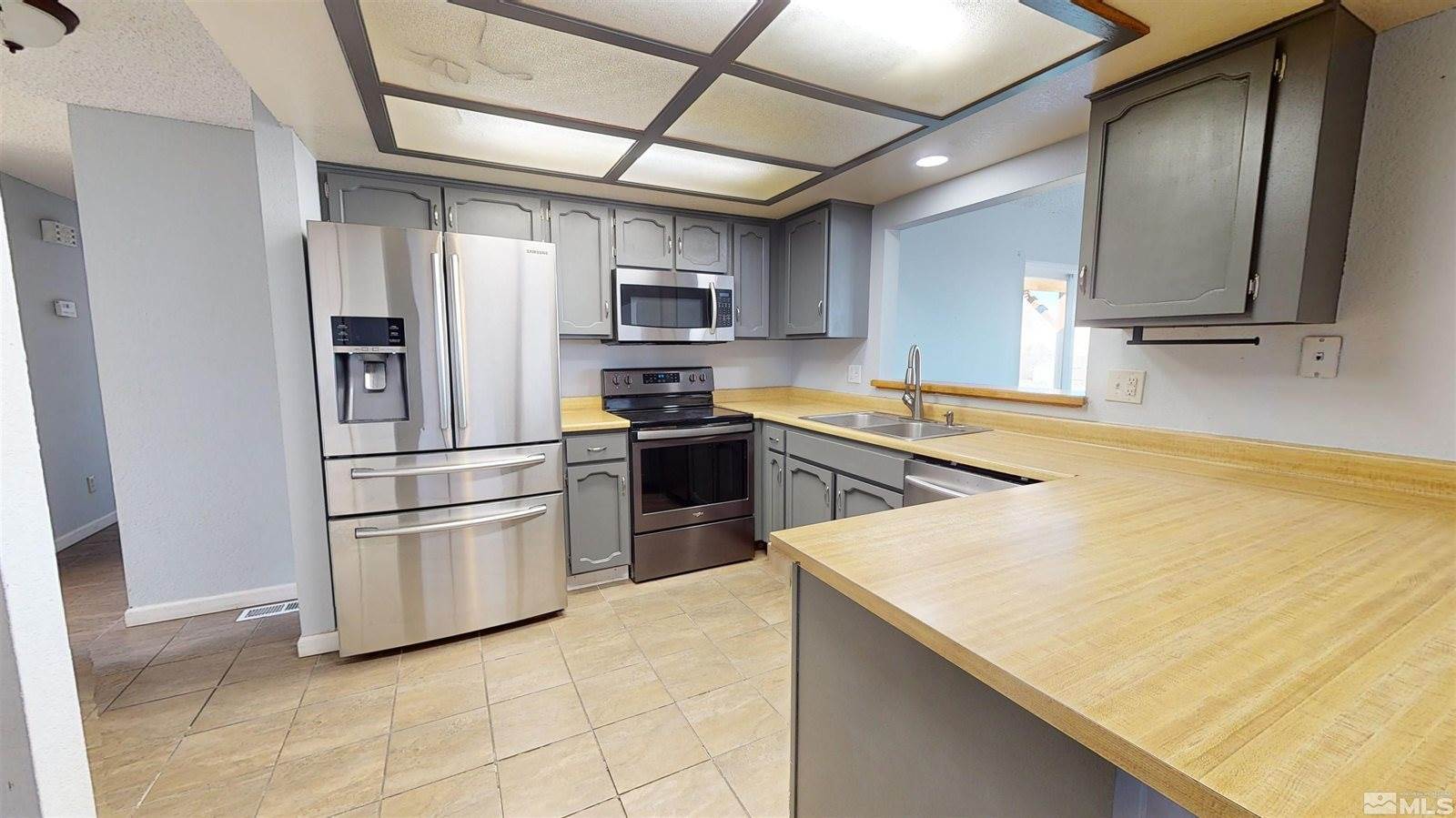 5065 Offenhauser Dr, Winnemucca, NV 89445