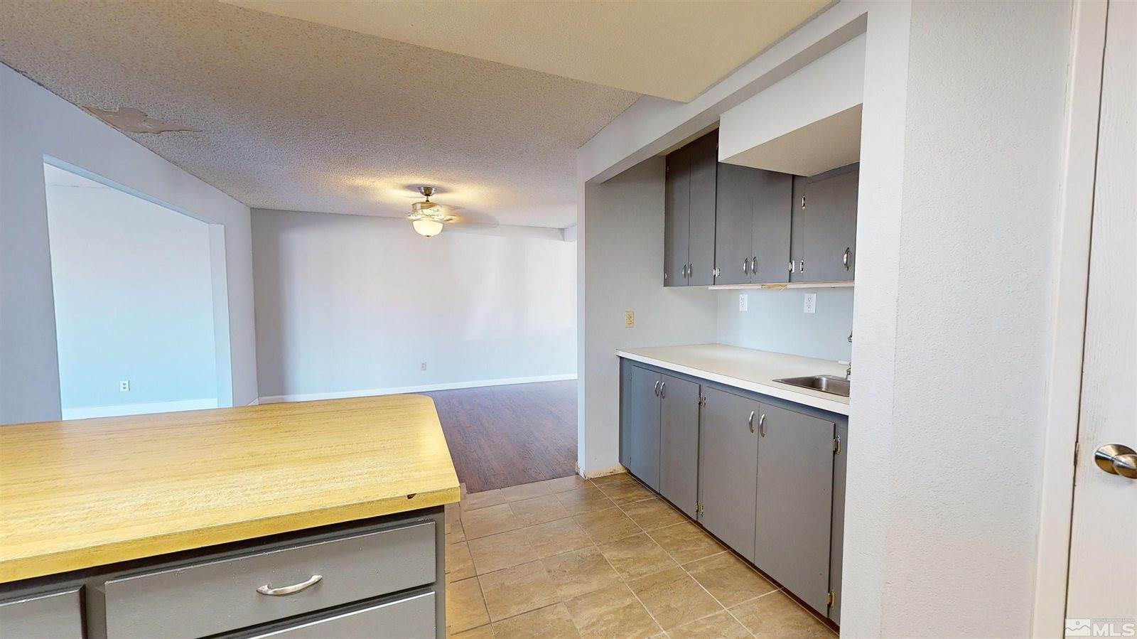 5065 Offenhauser Dr, Winnemucca, NV 89445