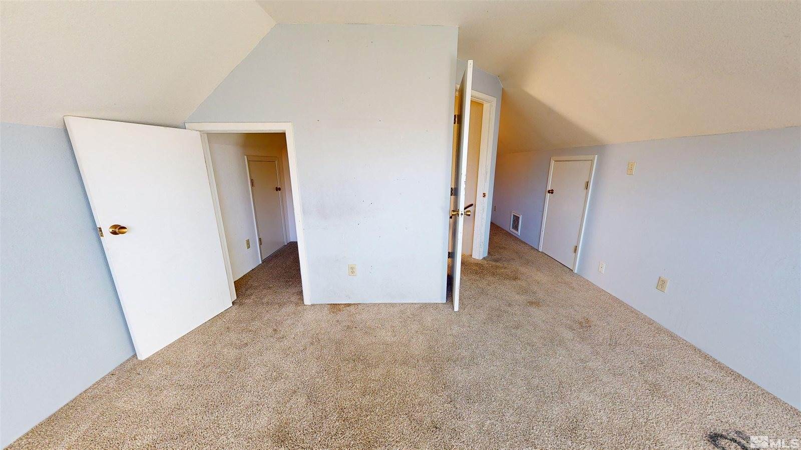 5065 Offenhauser Dr, Winnemucca, NV 89445