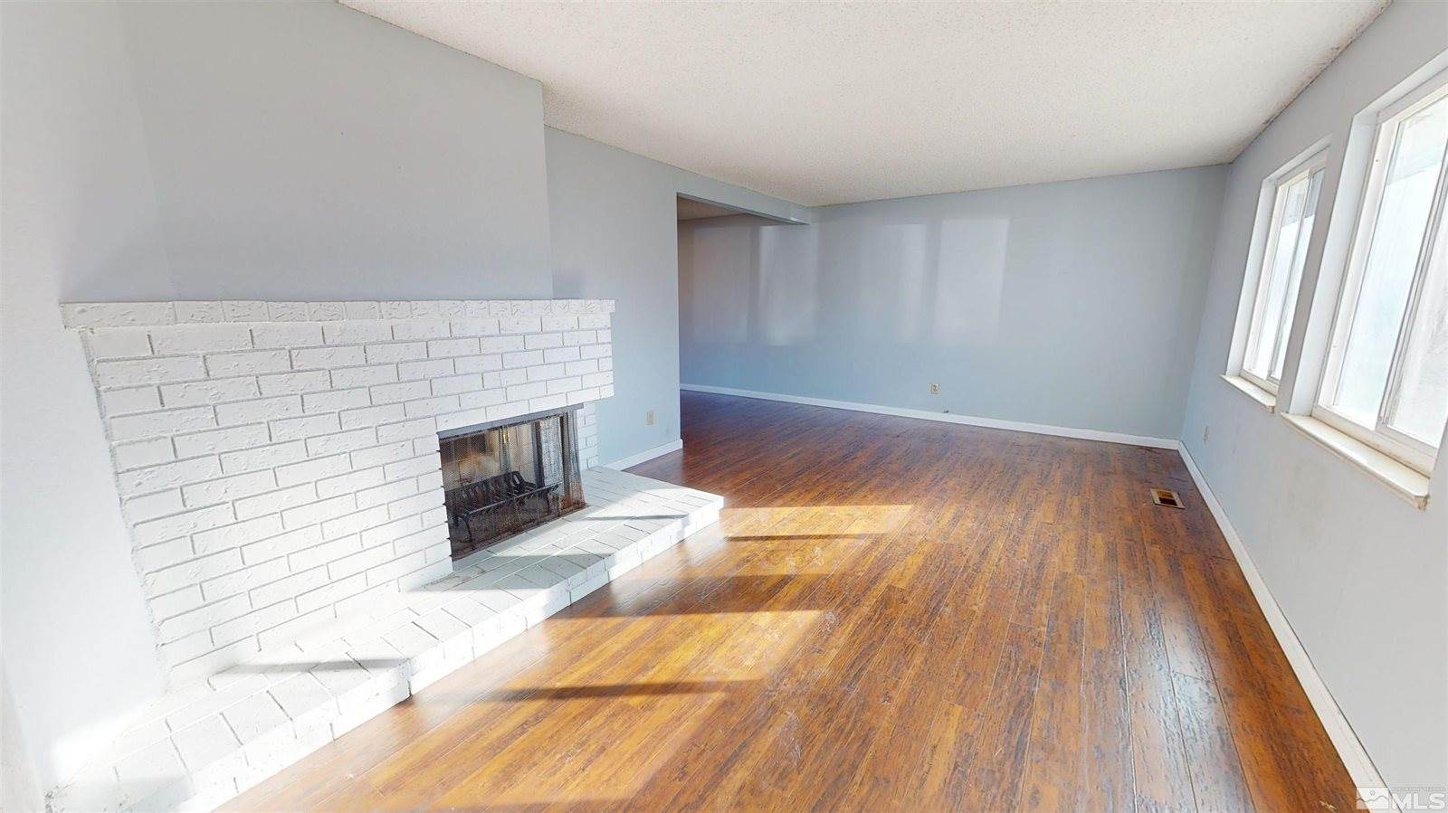 5065 Offenhauser Dr, Winnemucca, NV 89445