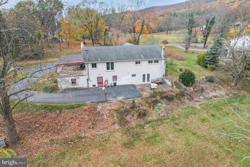 1701 Pine Lane, Dauphin, PA 17018