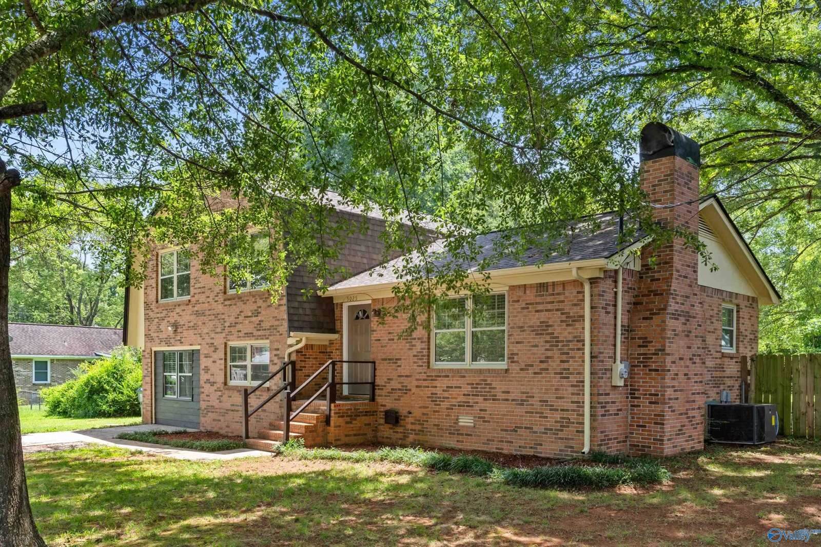 5025 Shaun Circle, Huntsville, AL 35811