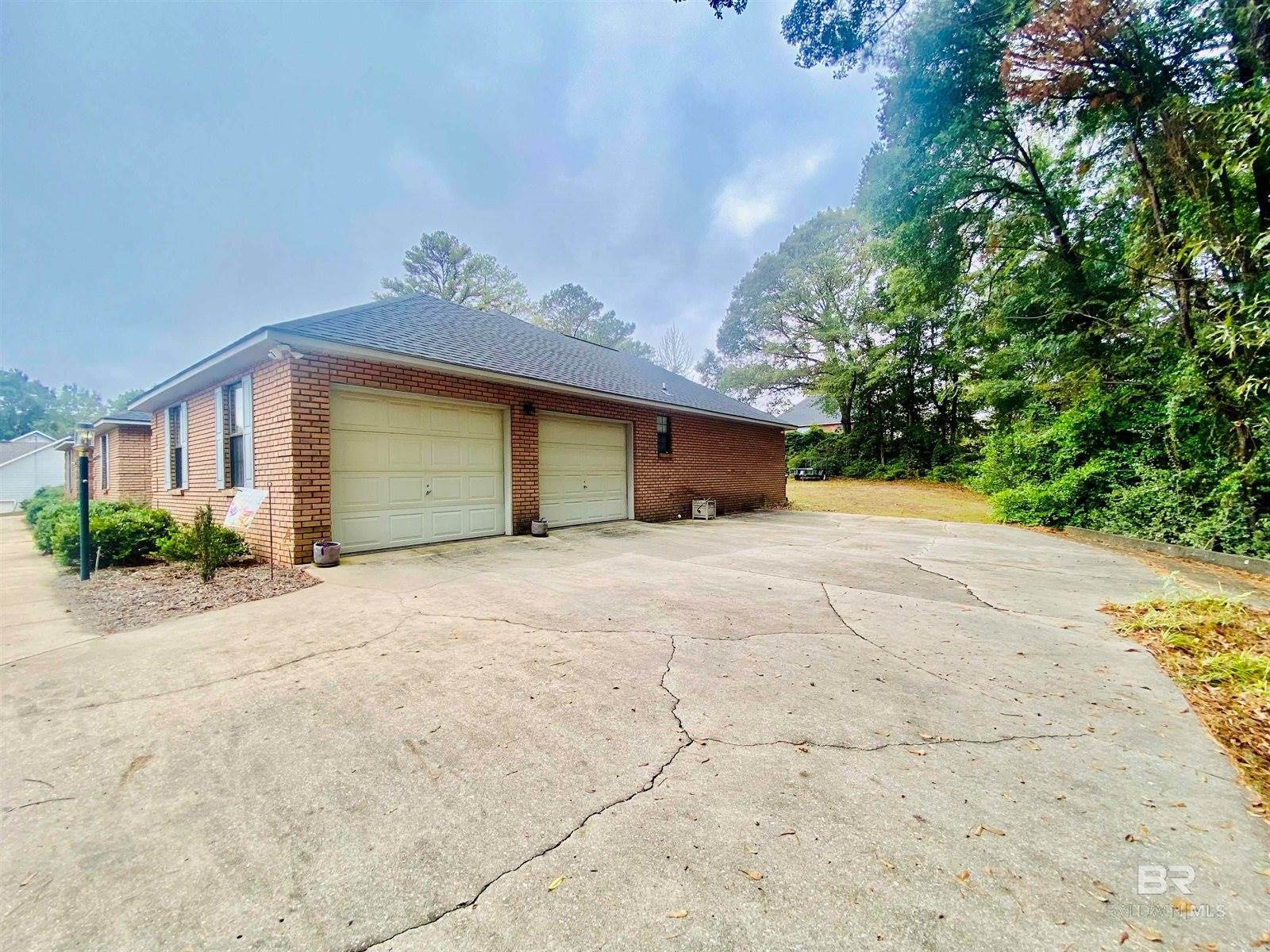 466 Clairmont Avenue, Monroeville, AL 36460