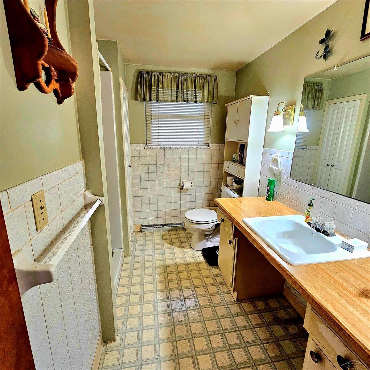 2914 Deindorfer Street, Saginaw, MI 48602