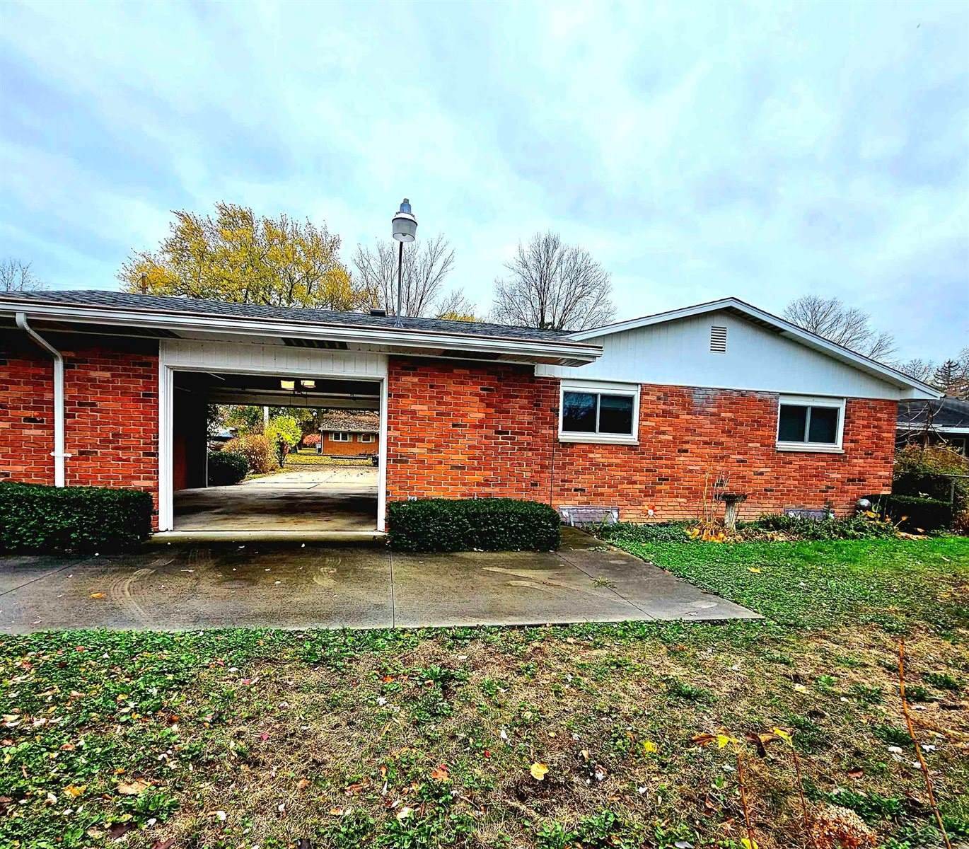 2914 Deindorfer Street, Saginaw, MI 48602