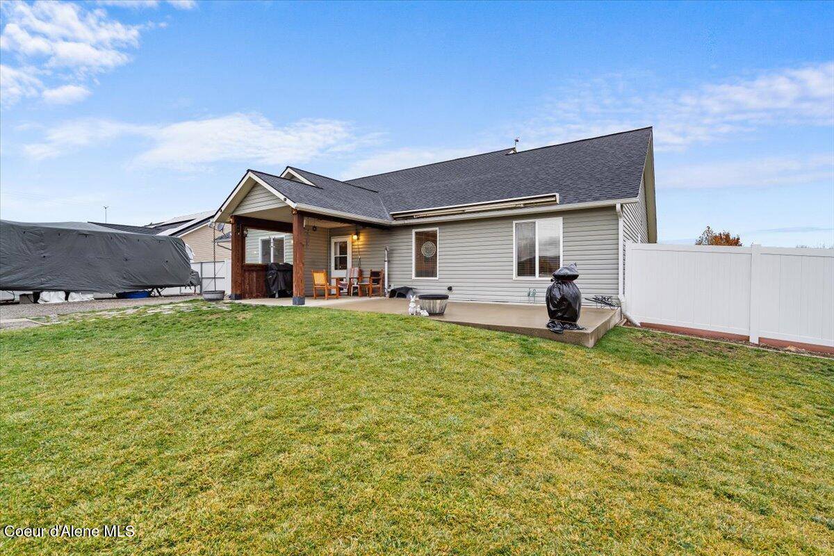 2336 West Roslyn Dr, Post Falls, ID 83854