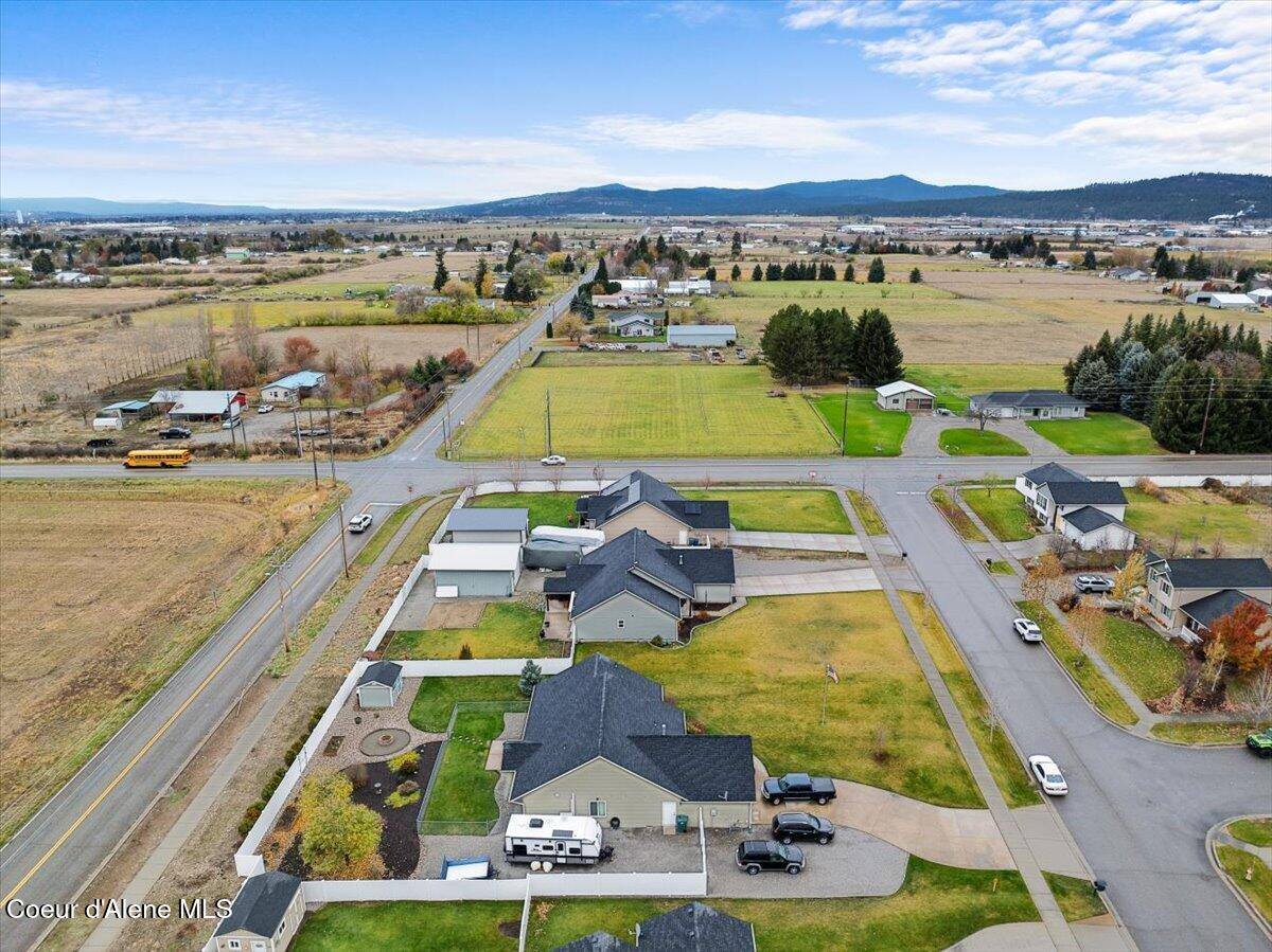 2336 West Roslyn Dr, Post Falls, ID 83854