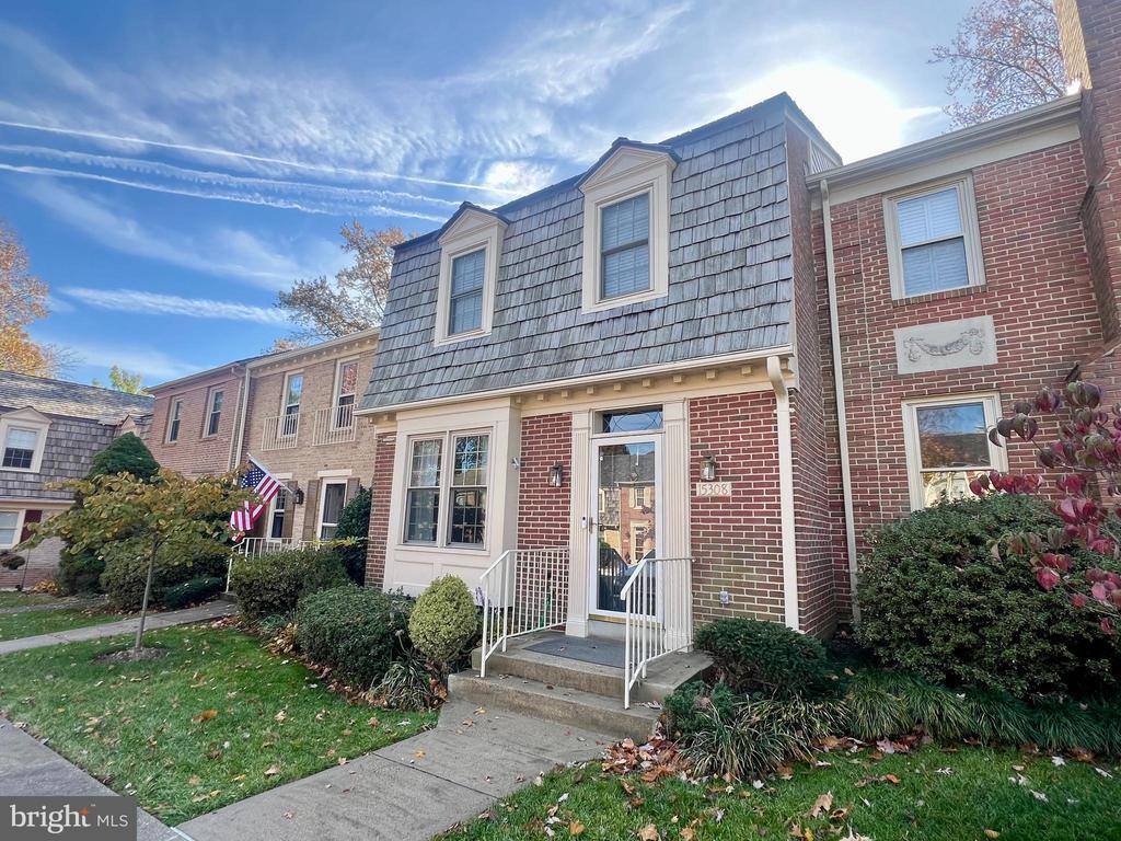 15308 Manor Village Lane, Rockville, MD 20853