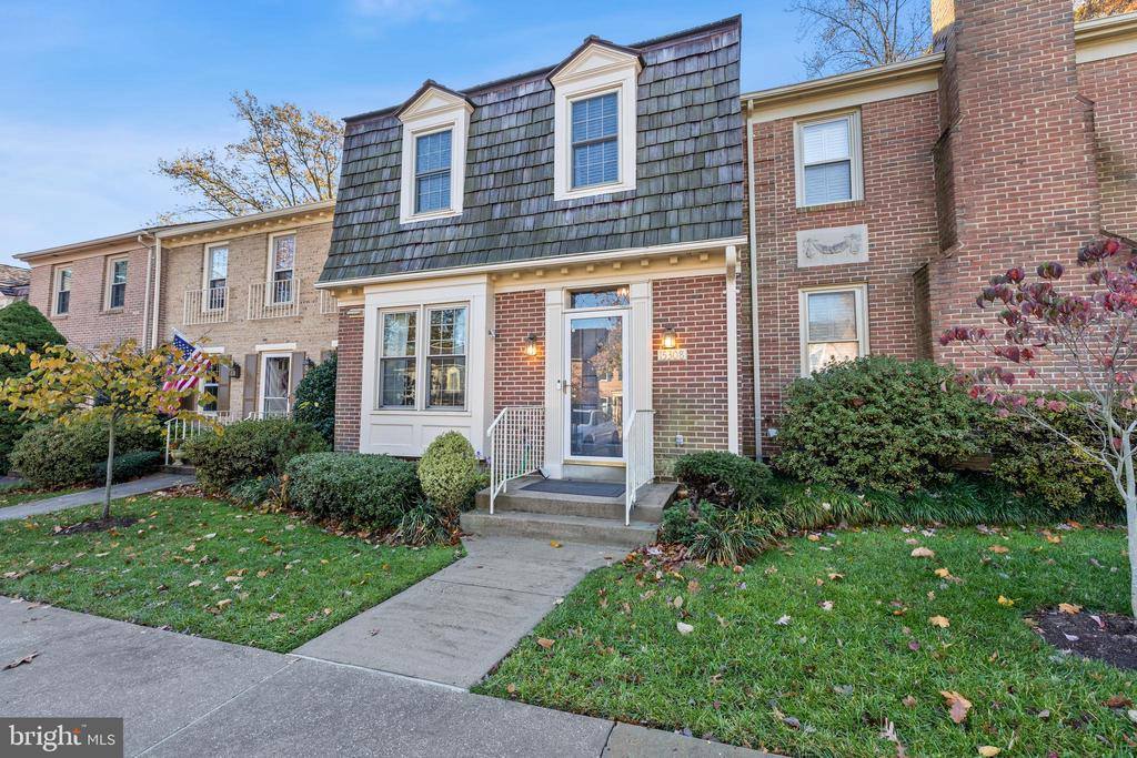 15308 Manor Village Lane, Rockville, MD 20853