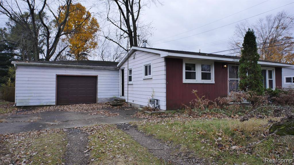 316 Monroe Street, Webberville Village, MI 48892